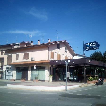 Sestosenso Food Drink Sleep Ristorante Pizzeria Alloggi Cesena Exterior foto